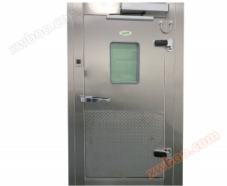 냉동창고의 문을 평평하게 닫다.